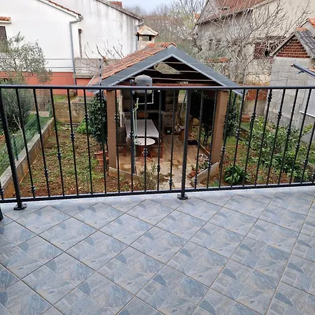 Galeb Апартаменты Задар